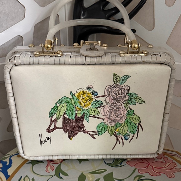Floral, wicker and lucite White Handbag